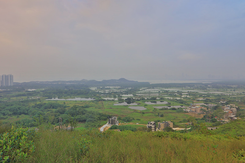 元朗城屋村