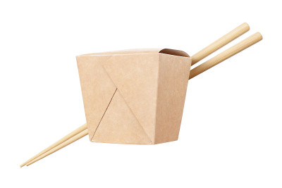 锅纸盒上放筷子白色