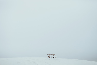 雪山配木凳