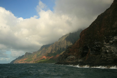 纳帕利海岸的海滨景色