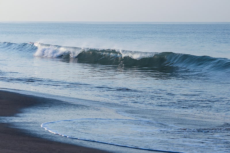 美丽的海浪