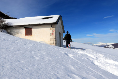 去山上的小屋