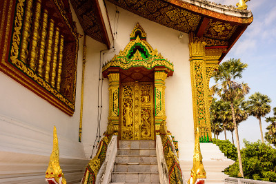 老挝琅勃拉邦国家博物馆的Haw Pha Bang佛寺的近景。