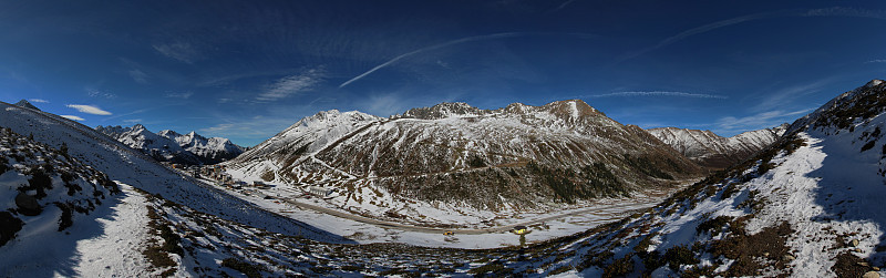 秋天的第一场雪，Kühtai村全景，蒂罗尔，奥地利