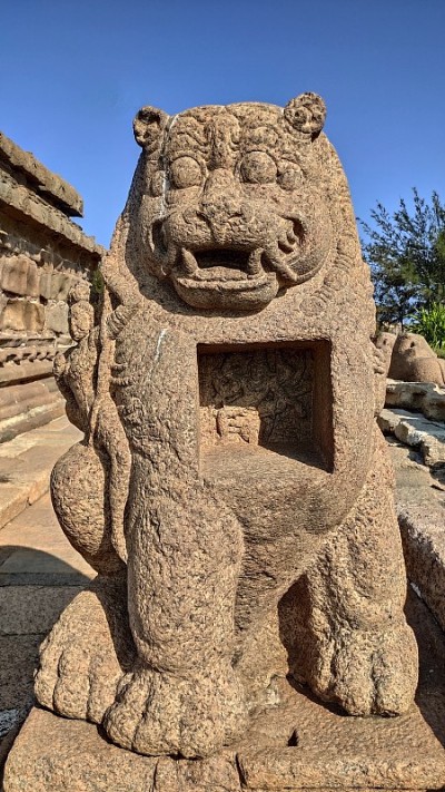 单片石雕狮子雕塑