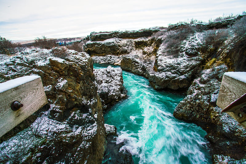 Hraunfossar瀑布、冰岛