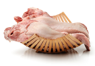 生猪肉的舌头