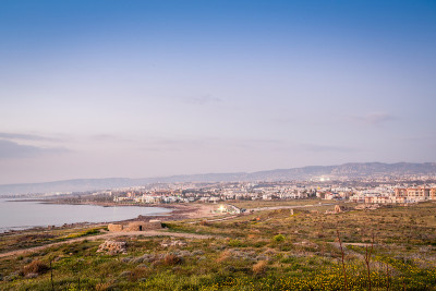 现代帕福斯和古代皇家陵墓，塞浦路斯