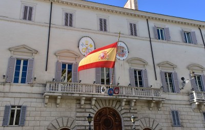 西班牙皇宫或Monaldeschi宫或Palazzo di Spagna，西班牙驻罗马教廷大使馆。世