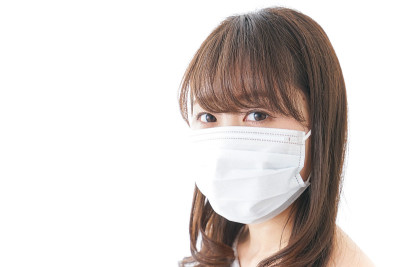 女人感冒了