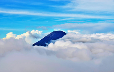 云雾山景