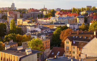 Szczecin城市景观在日出。