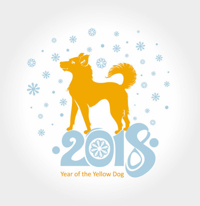 雪花下的黄狗。2018年。