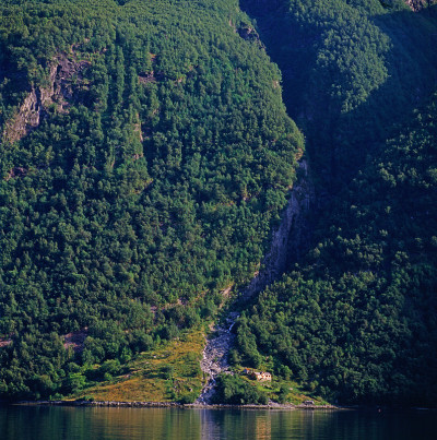 峡湾