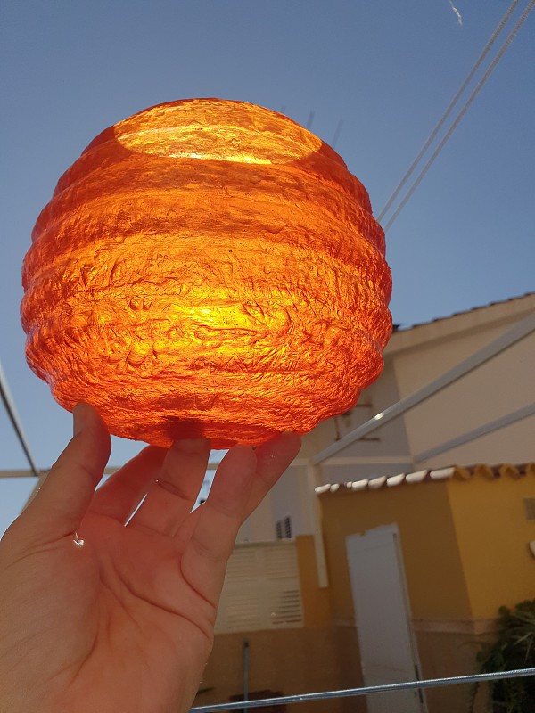 多病灶的灯……太阳……花