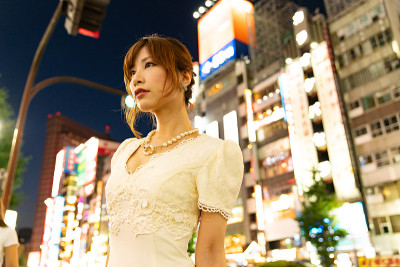 在夜总会从事夜间工作的妇女