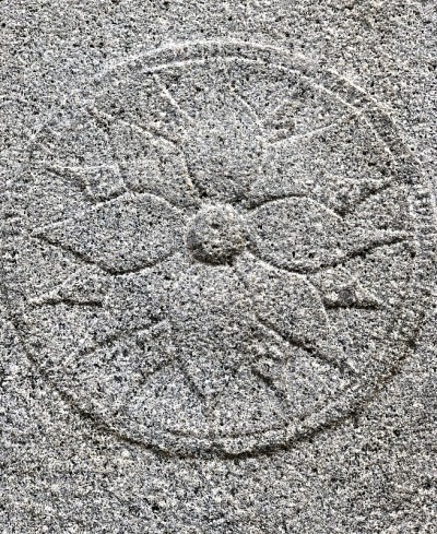 泰米尔纳德邦Kanchipuram历史悠久的Varadharaja Perumal寺庙的外墙由浮雕石