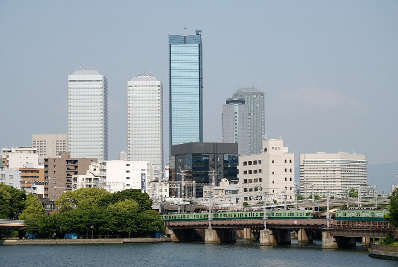 大阪商务园站和京汗电气化铁路