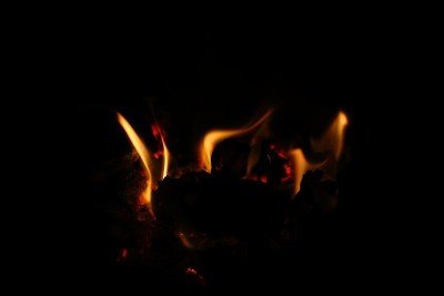 夜晚的火