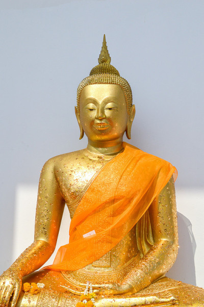 金色的佛像