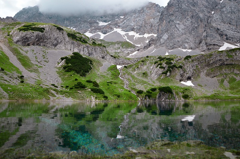 Drachensee(龙湖)附近Coburger Hütte (Coburger hut)在蒂罗尔，