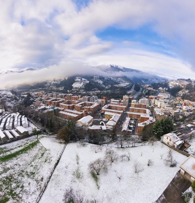 西班牙，大雪下的Blimea