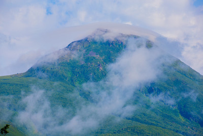 Mt Rausudake。