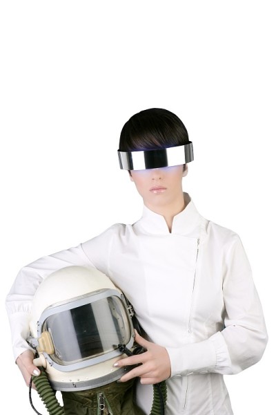 未来的宇宙飞船，宇航员头盔女人