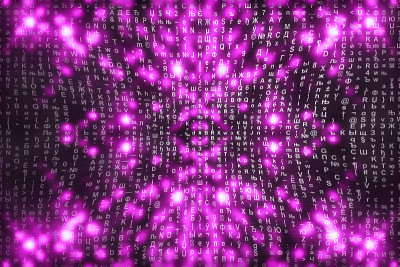 粉色矩阵数字背景。抽象的网络空间的概念。人物倒了。来自符号流的矩阵。虚拟现实设计。复杂的算法数据黑客