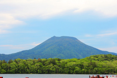 日本北海道的Akan湖。