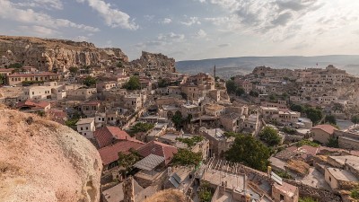 从土耳其卡帕多西亚地区的特门尼山鸟瞰图
