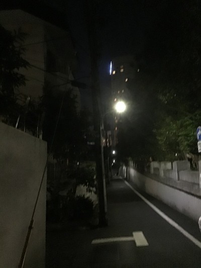 品川站附近的夜径