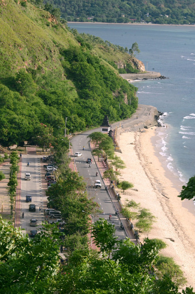 山上道路的景色
