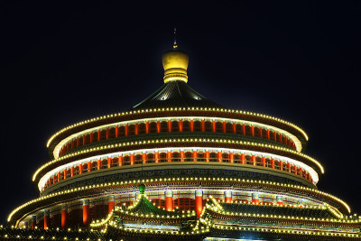 中国重庆四川人民广场夜景