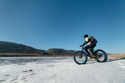 胖自行车(fat bike或fattire bike)