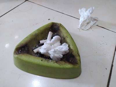 烟头的烟灰缸