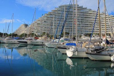 法国蔚蓝海岸Villeneuve Loubet的Marina baie des anges