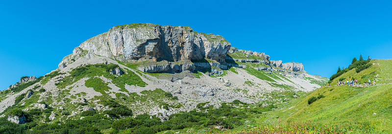 Hoher Ifen山(2239米)，Kleinwalsertal，奥地利