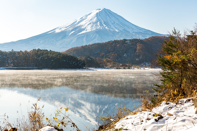 秋末富士川口子雪