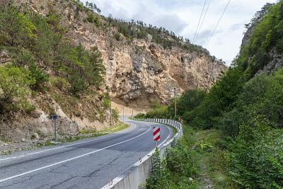 山区的柏油路