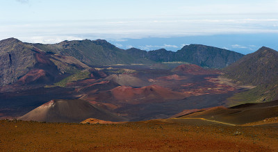 哈雷阿卡拉火山口