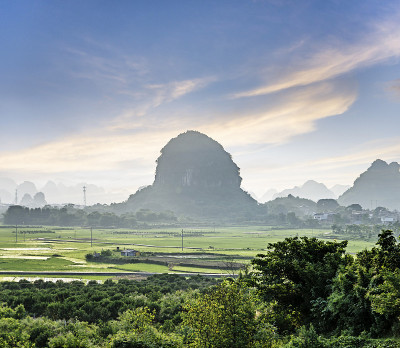 山春季景观