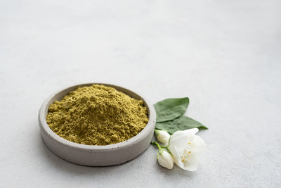 生指甲花粉，用于天然发、眉染色