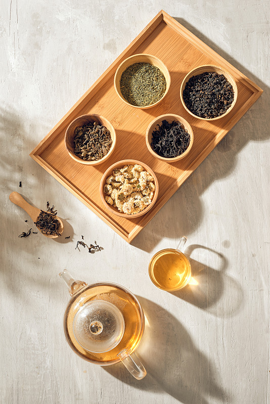 美丽健康的什锦茶