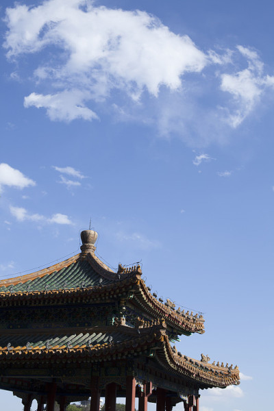 中国北京，北海公园，一个美丽的亭子一角