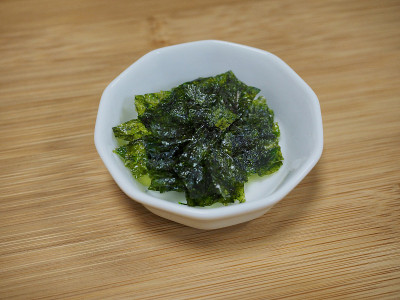 干紫菜，紫菜粉
