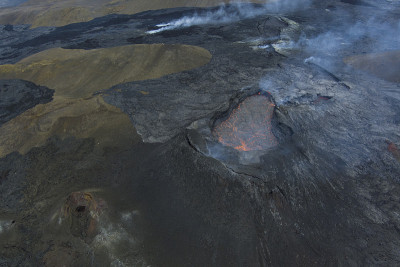 Grindavík，冰岛活火山火山口熔岩