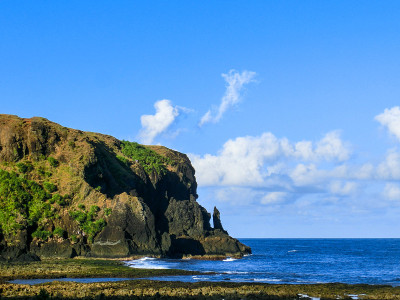 台湾绿岛，沿海的岩石风景
