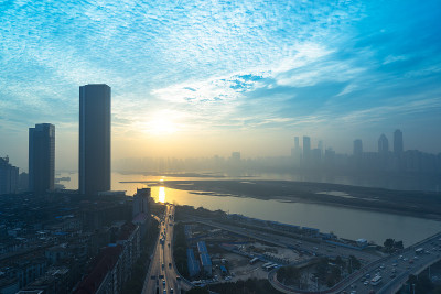 南浦立交桥的晨景