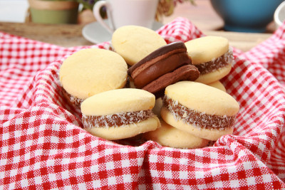 Alfajor cookies